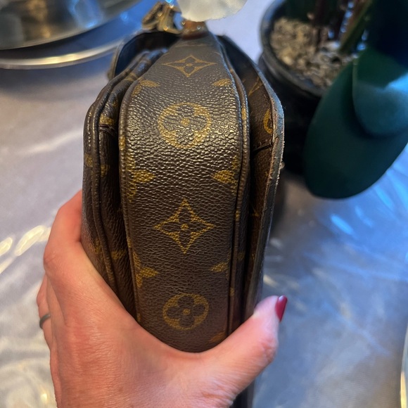Louis Vuitton Monogram Crossbody Bag with Gold Accents - Picture 11 of 15